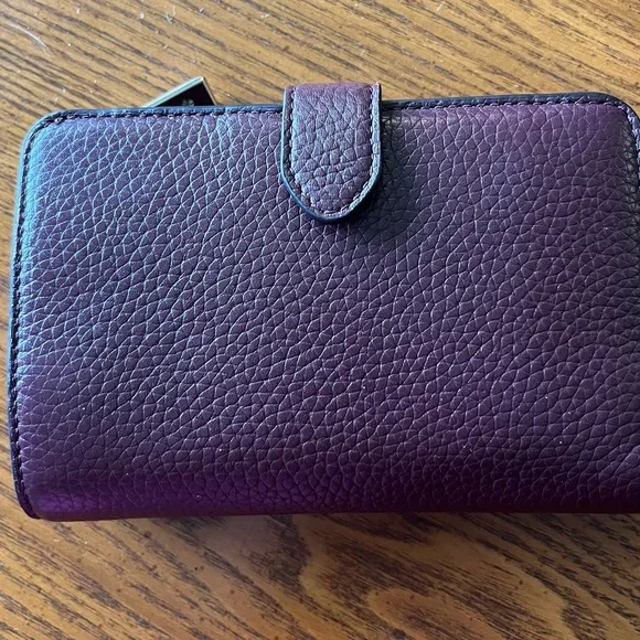 Kate Spade Deep Purple Leather Wallet. EUC - Picture 2 of 8